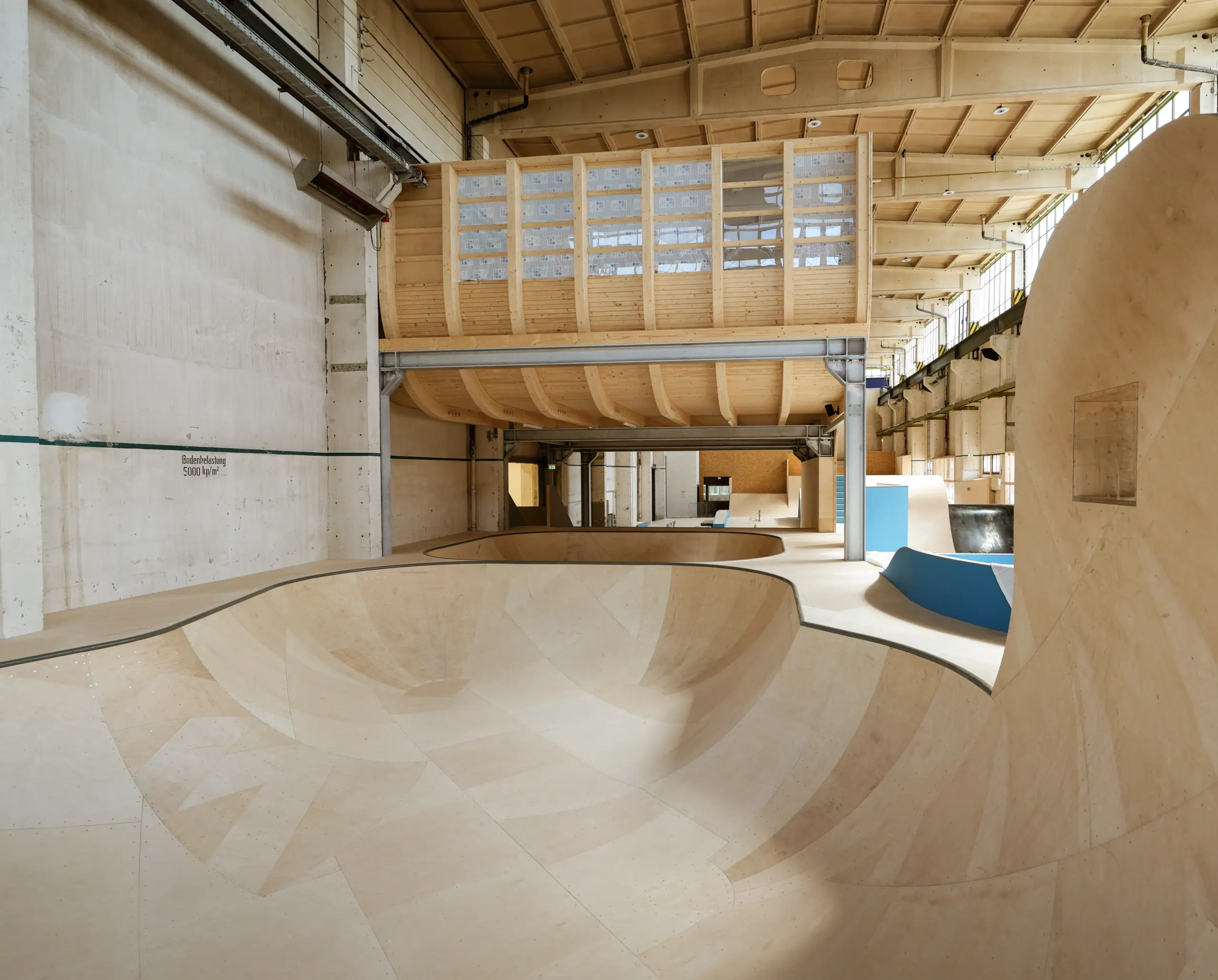 Skatehalle Chemnitz, schönherr.fabrik, Bowl © sazinc GmbH