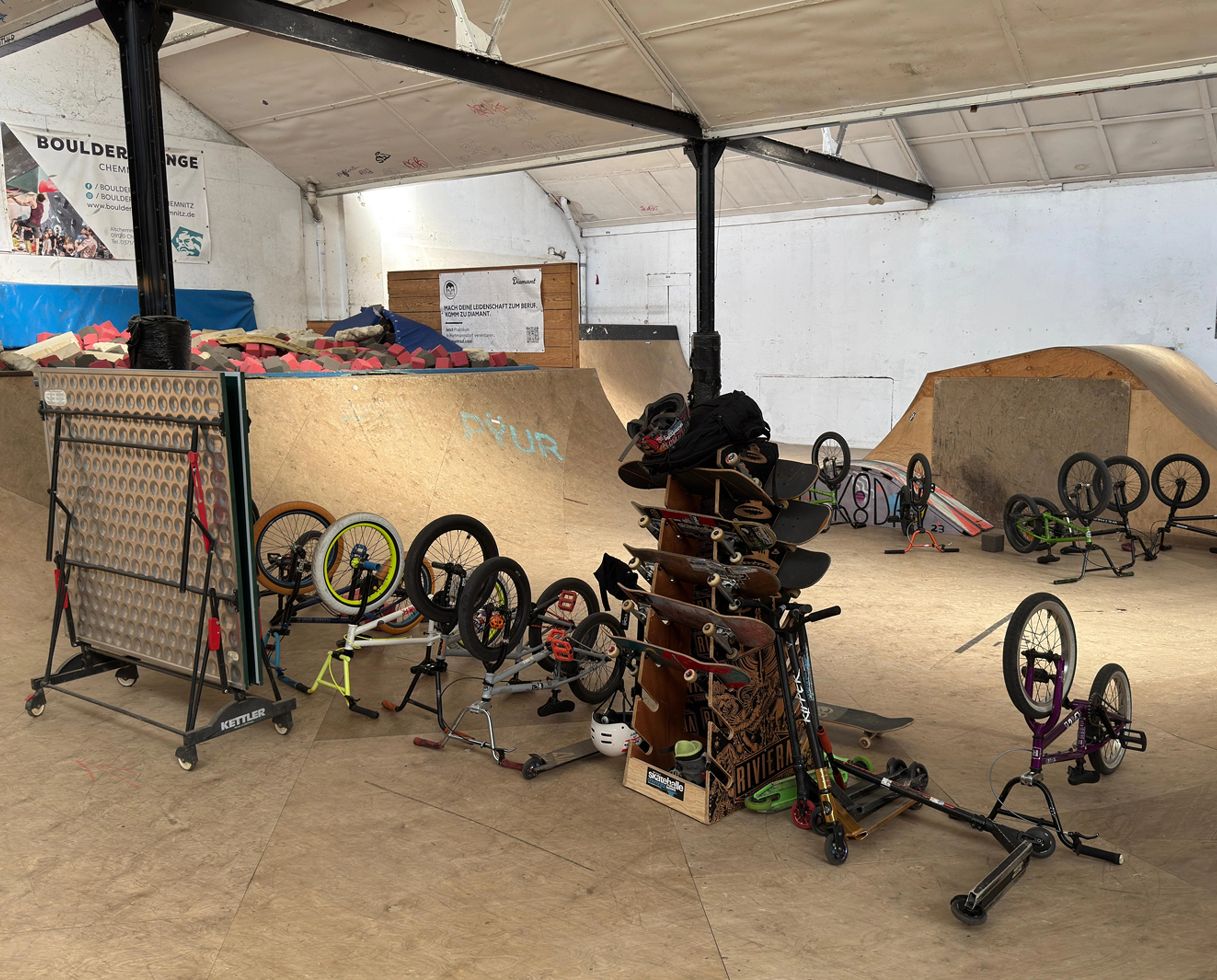 Skatehalle Chemnitz, Rollfiebercamp